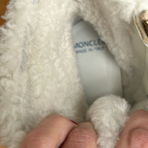 COPY - Moncler booties - Picture 7 of 8